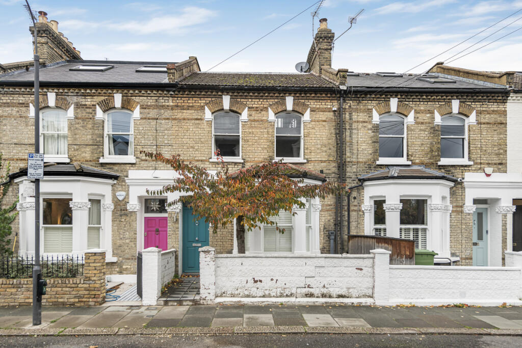 Apartment in London - View 3