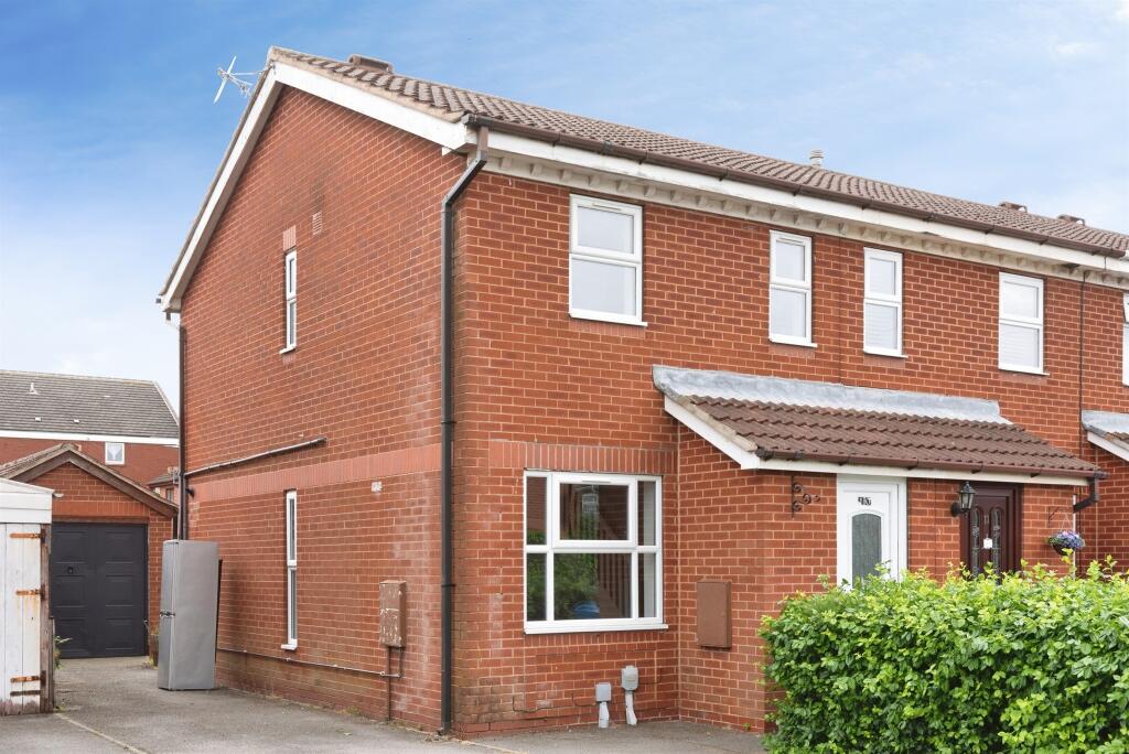 Main image of property: James Niven Court, Hull