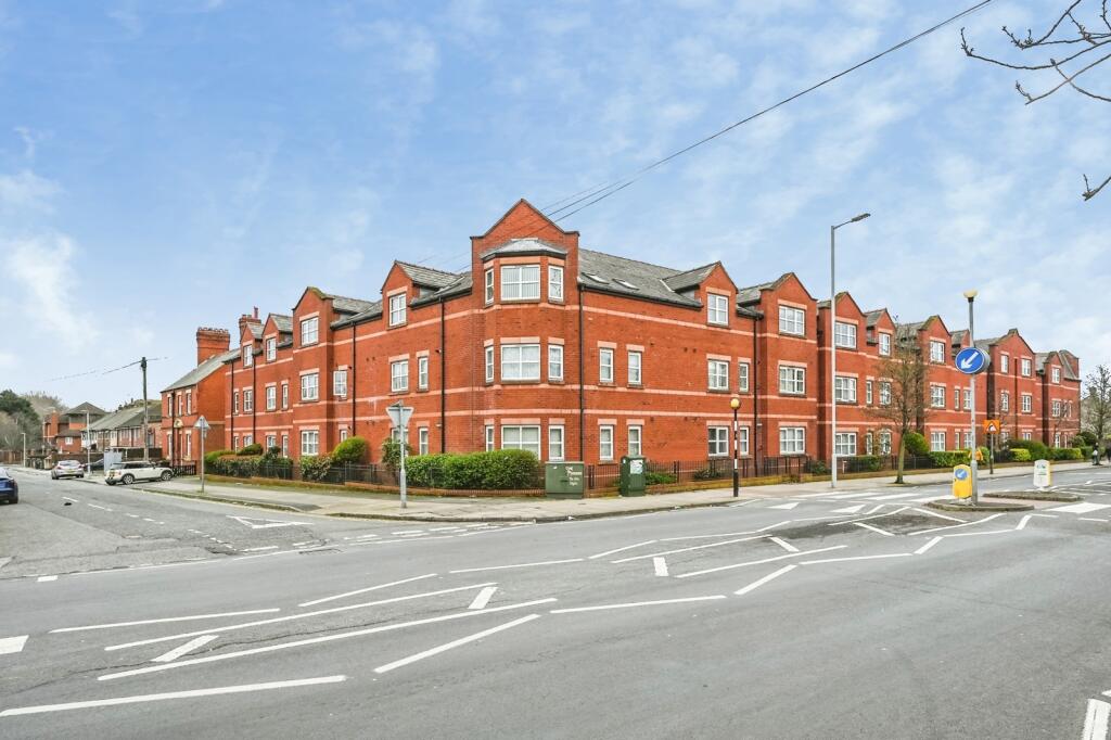 2-bed flat on Lime Grove, LIVERPOOL, Merseyside, L21, £80,000
