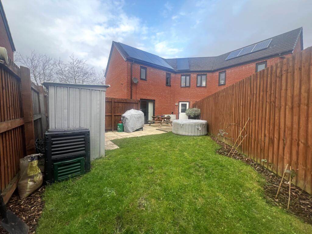 Wenlock Way, Gorton photo 4