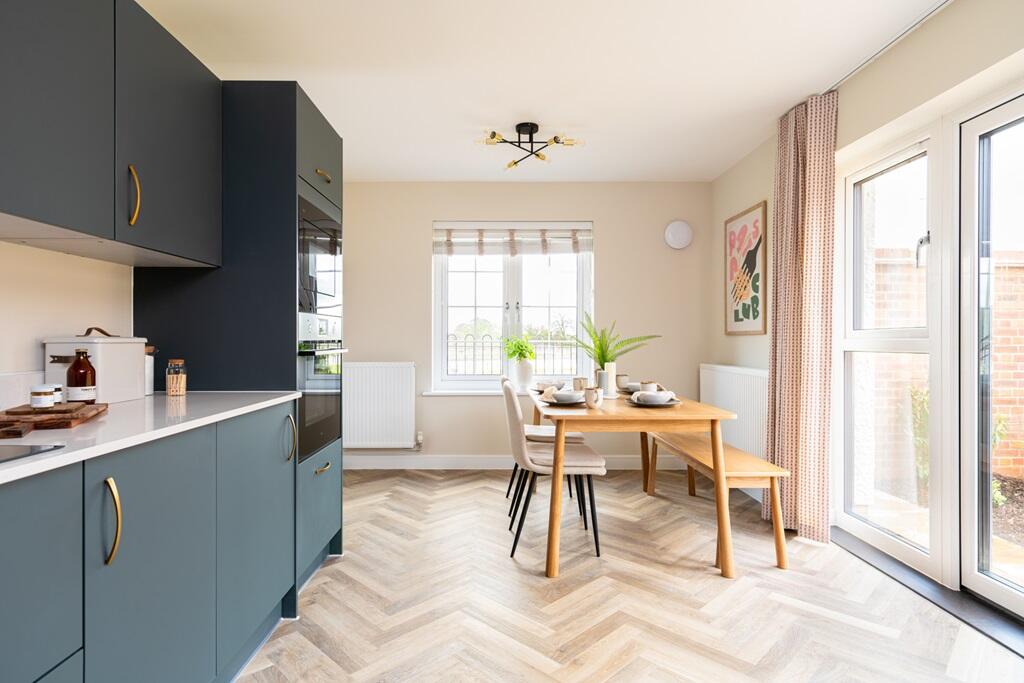 House in Northampton, Wellingborough - View 5