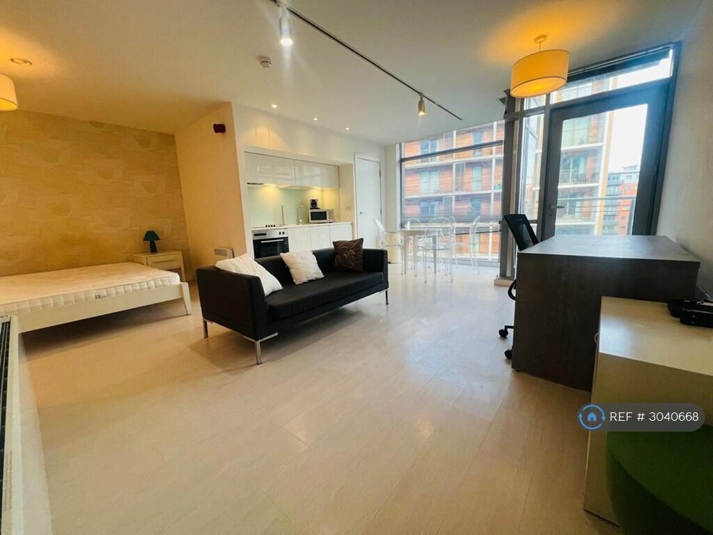 Main image of property: Manor Mills, Leeds, LS11
