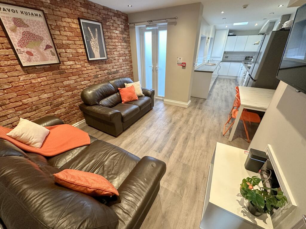 Main image of property: Cameron Street, L7 0EN,