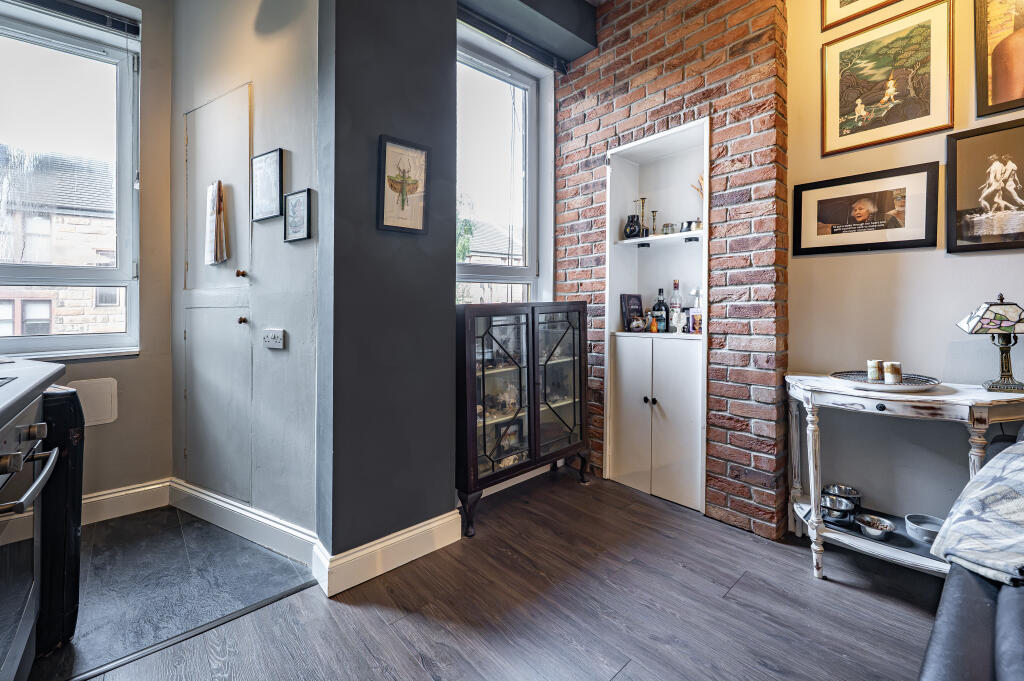 Apartment in Glasgow, Haghill - More