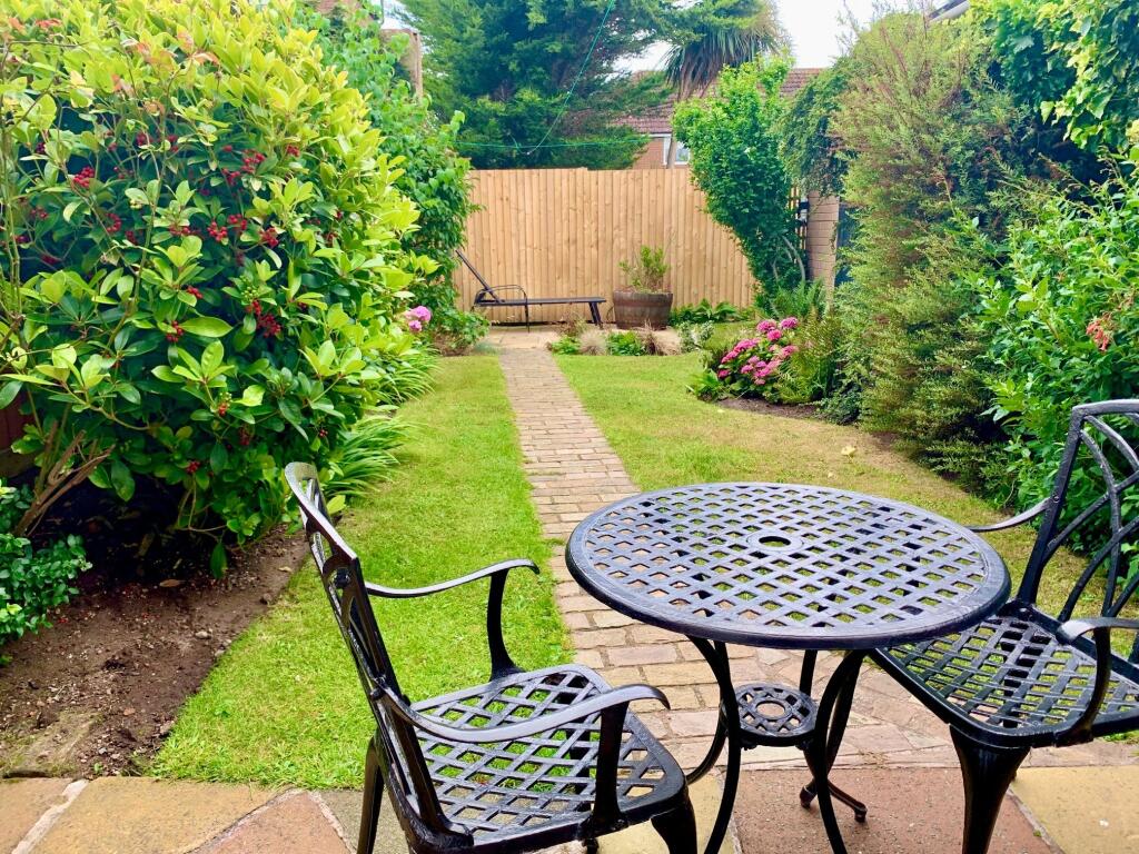 House in Wirral, Liverpool City Region - View 6