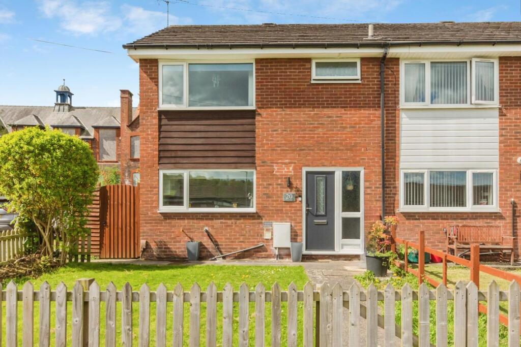 Main image of property: Canton Walks, MACCLESFIELD, Cheshire, SK11