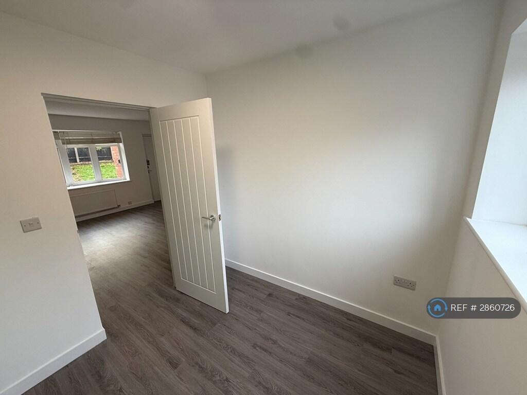 Additional image 14 of Foxlydiate Crescent, Redditch, B97