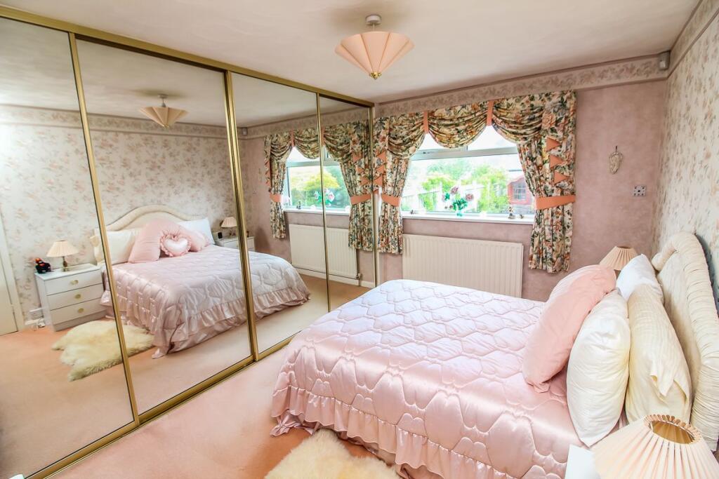 House in Sunderland, Oxclose - More