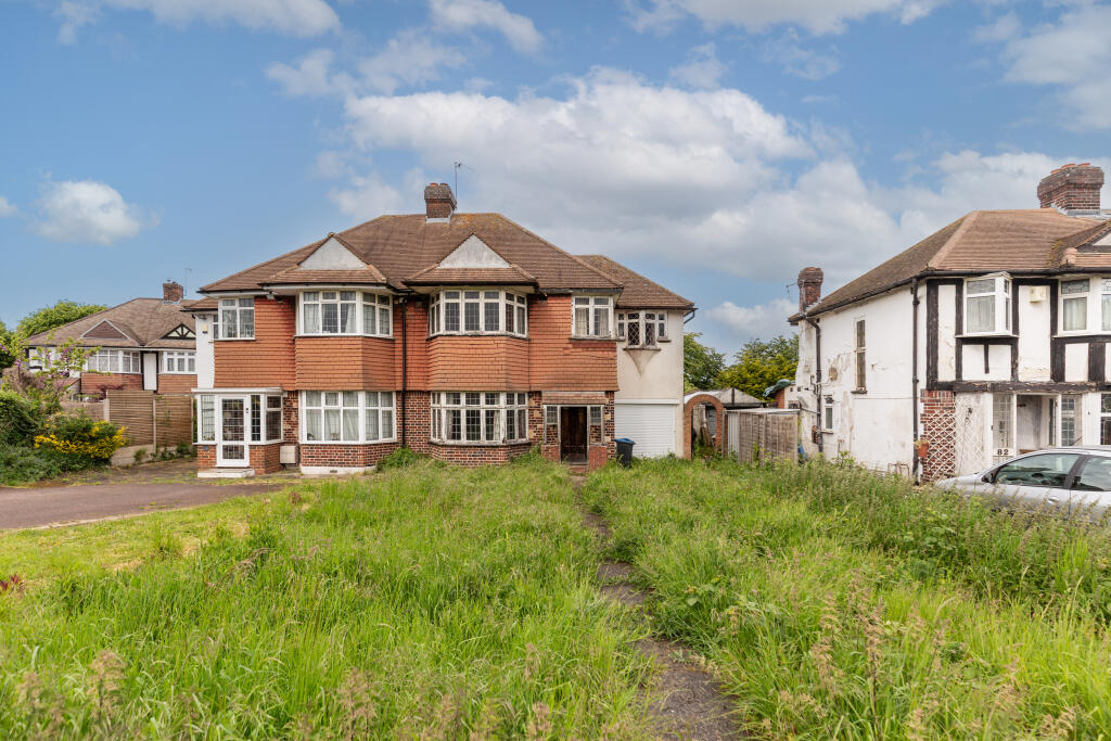 House in London - View 2