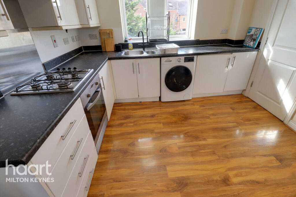 House in Milton Keynes - View 4