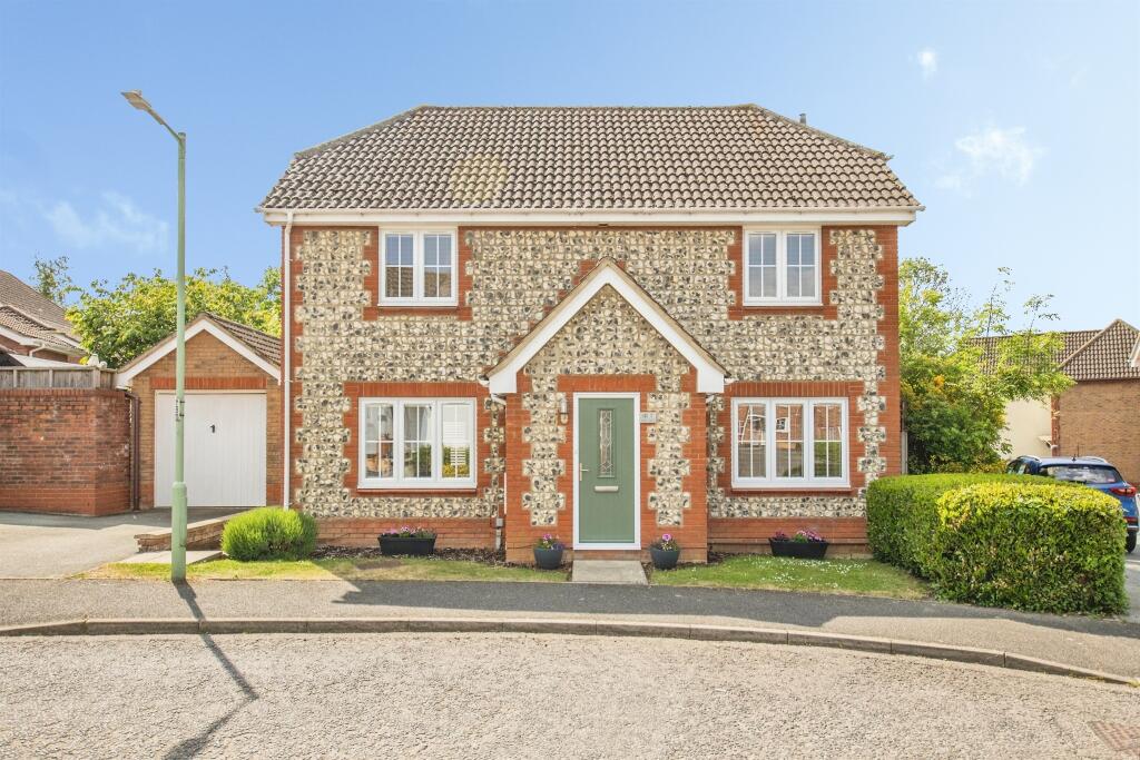 Main image of property: Spire Chase, Sudbury