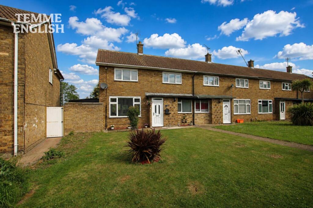Main image of property: Matching Green, Basildon, SS14