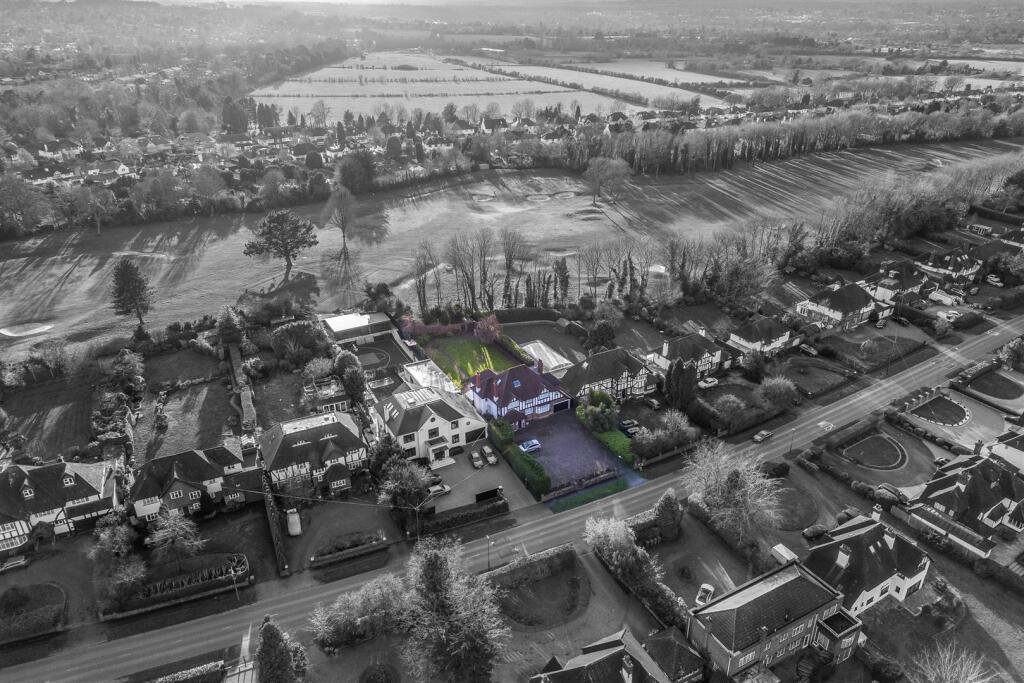 Main image of property: Banstead Road, Banstead