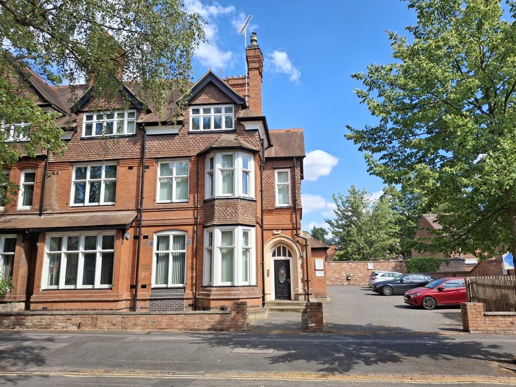 Main image of property: 1 West Walk, Leicester, Leicestershire