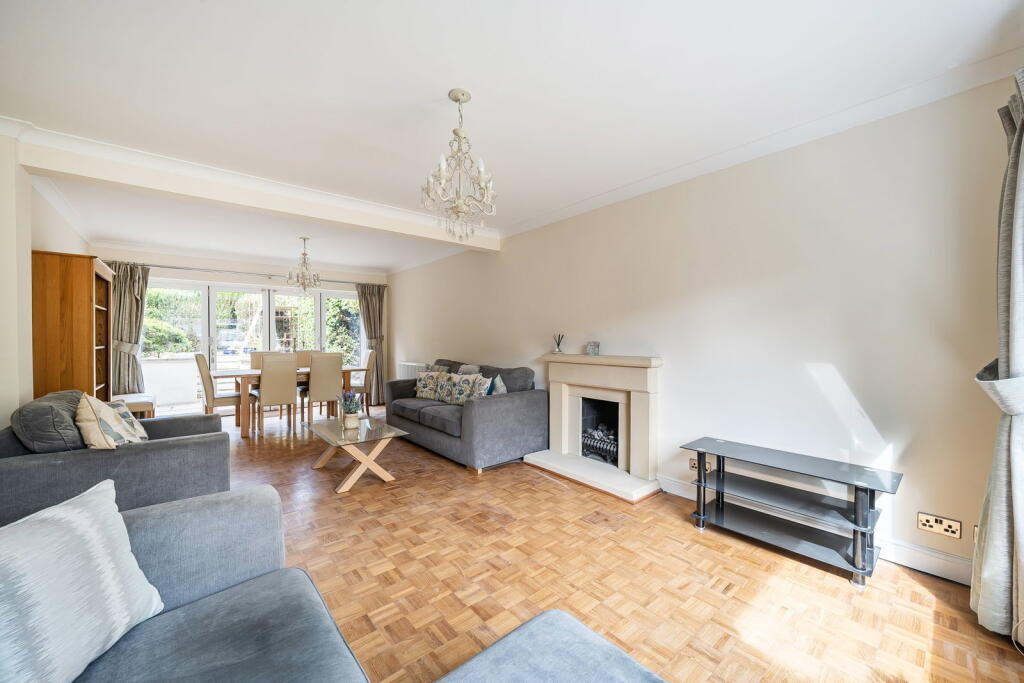 House in Tunbridge Wells, Speldhurst - More