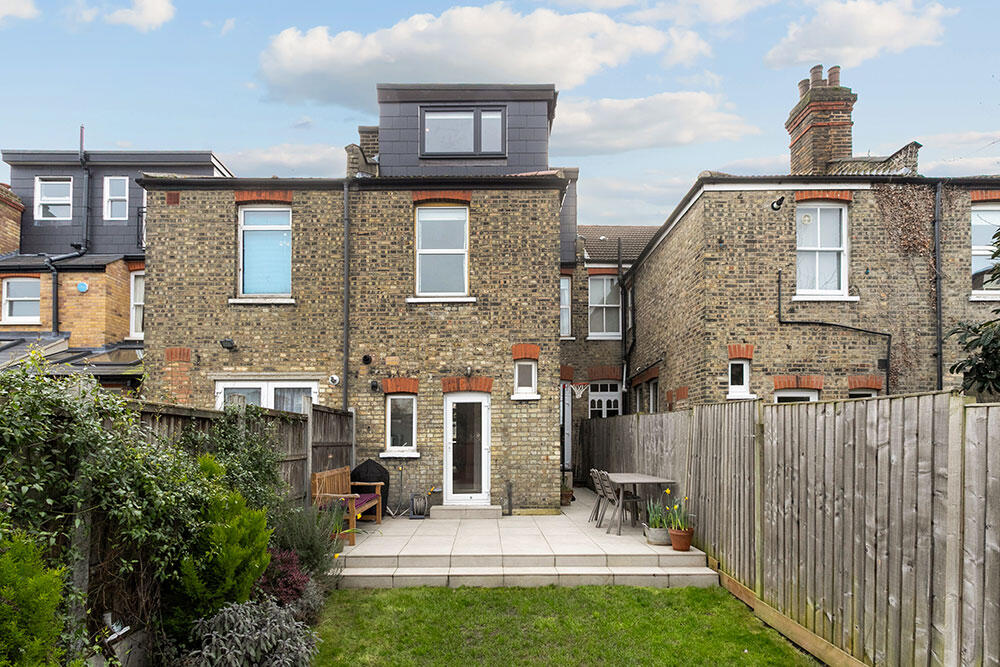 Twickenham Road, Leytonstone, E11 photo 3