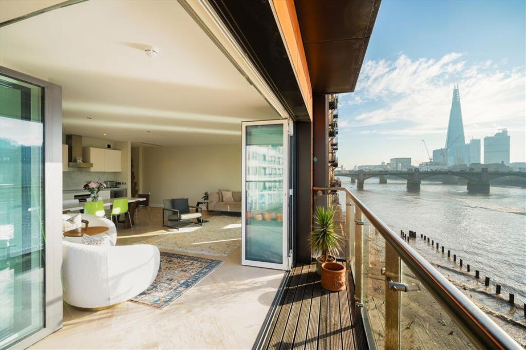 Main image of property: High Timber Street, Upper Thames Street