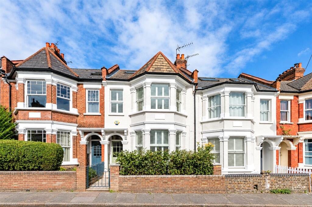 Main image of property: Rathcoole Avenue, London, N8