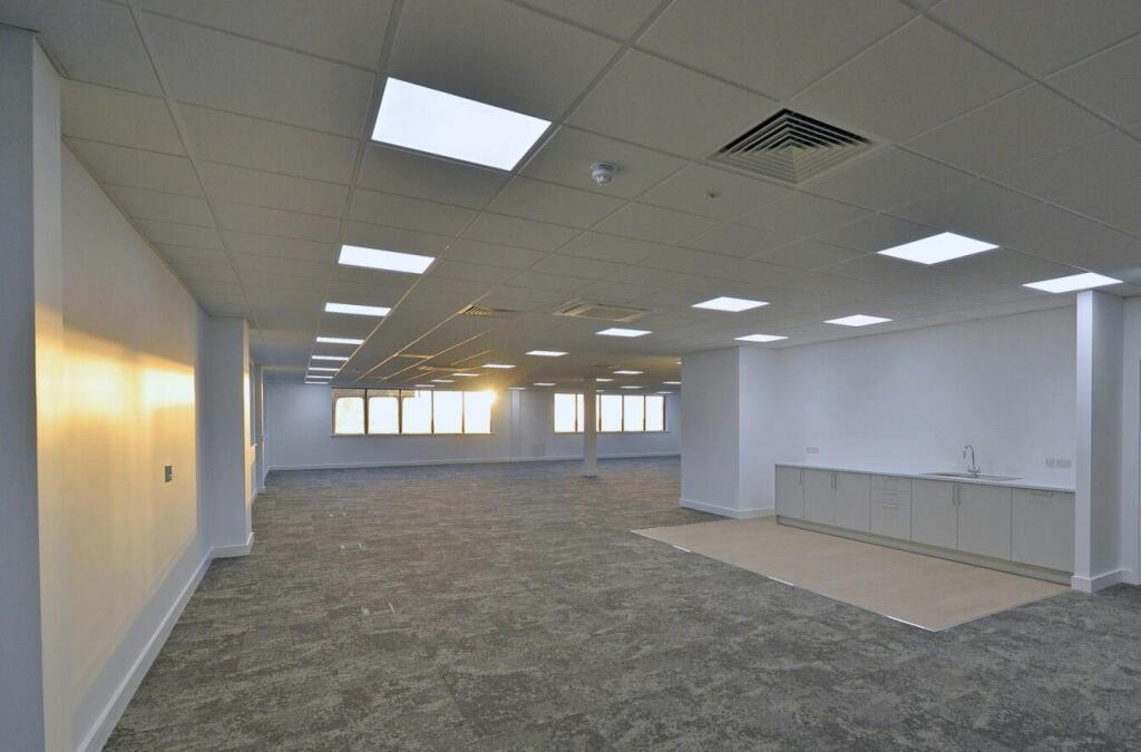 office 2.jpg