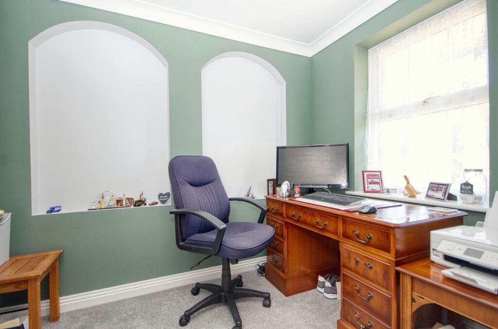 House in Southampton - View 5