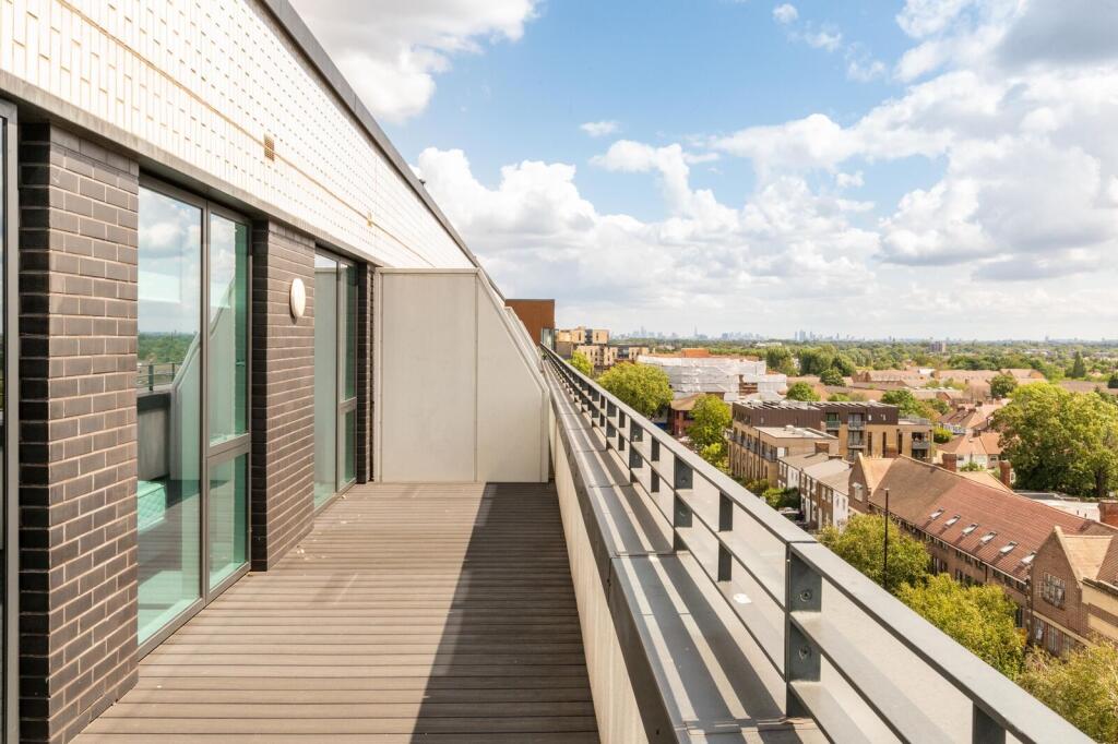 Apartment in London - View 5