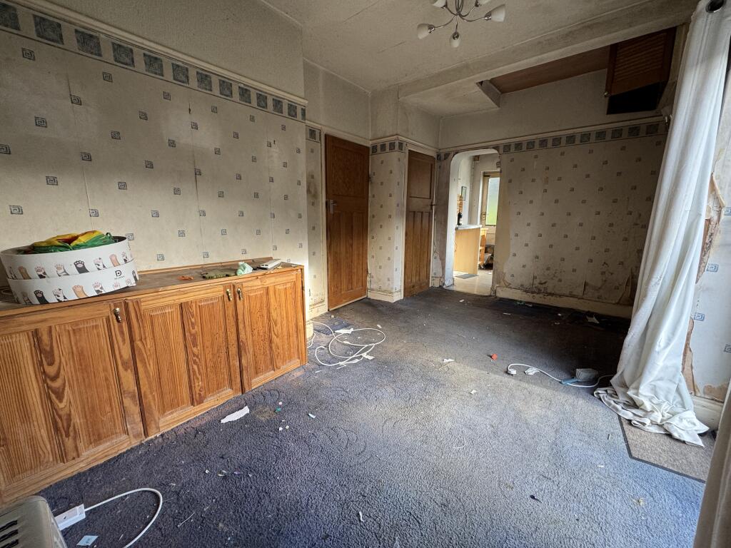 House in Stockport, Woodbank Estate, Portwood - View 4