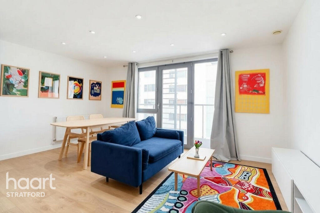 Main image of property: High Street, London