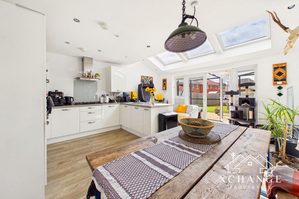 House in Nuneaton and Bedworth, Warwickshire - View 3