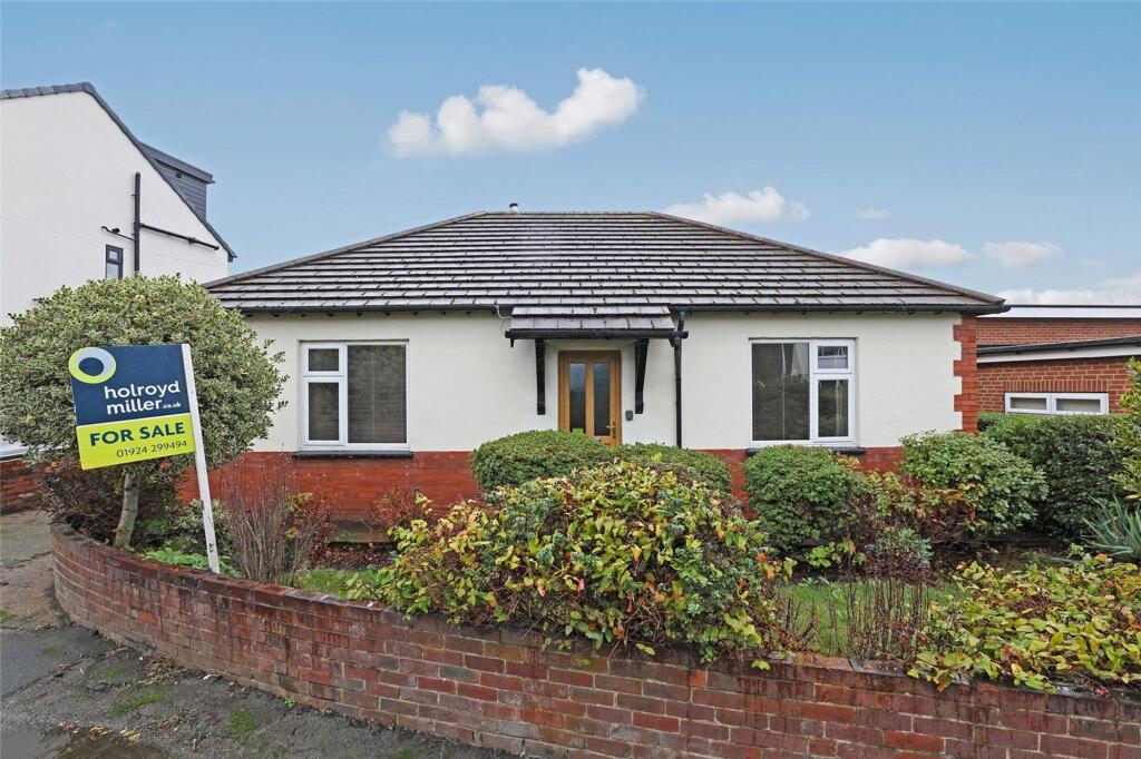 2-bed house on Bowling Lane, Wrenthorpe, WF2, £259,950