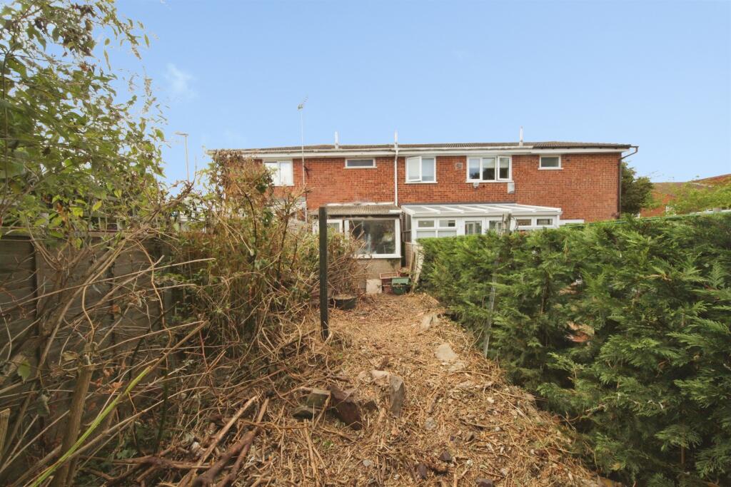 House in Luton - View 4