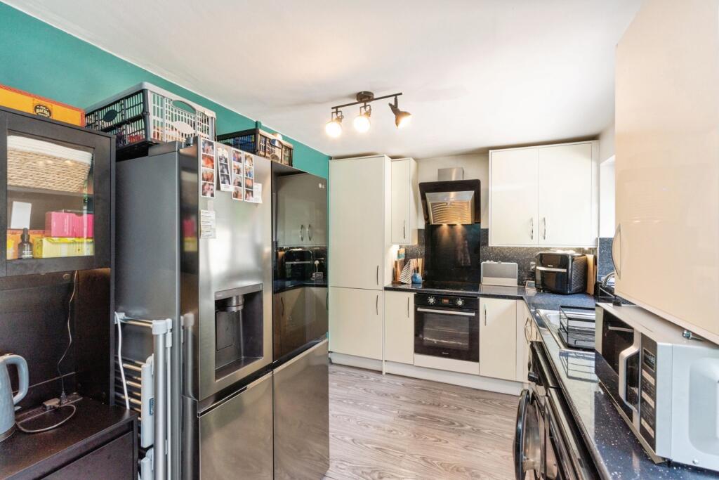 Dove Close, WARRINGTON, Cheshire, WA3 – pohled 4
