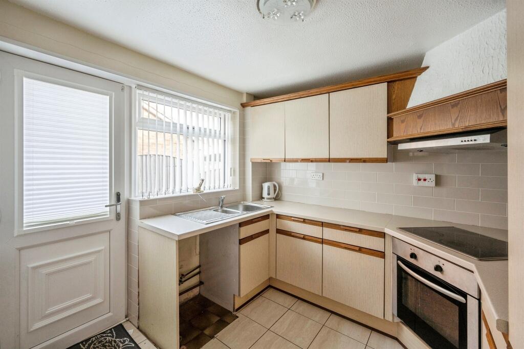 Parkway, Armthorpe, Doncaster photo 3