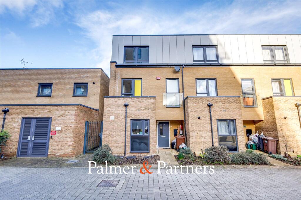 Main image of property: Dunn Side, Chelmsford, Essex, CM1