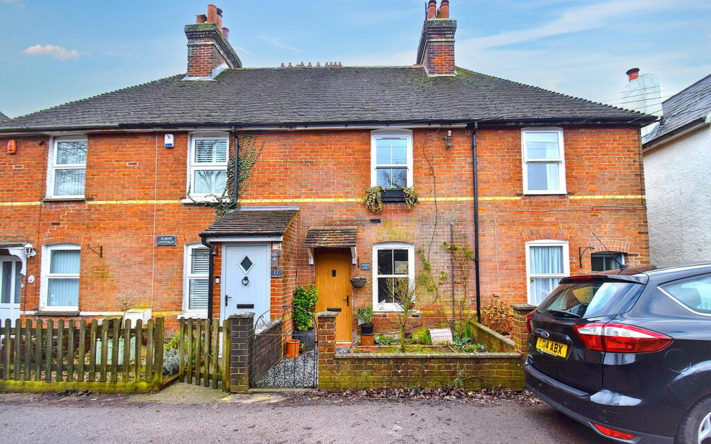 Main image of property: 19 Noahs Ark, Kemsing, Sevenoaks, TN15