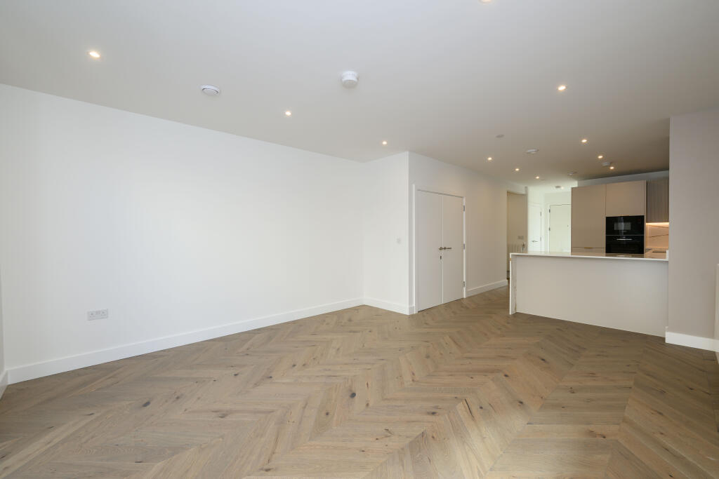 House in London, Kidbrooke Village, Kidbrooke - View 2