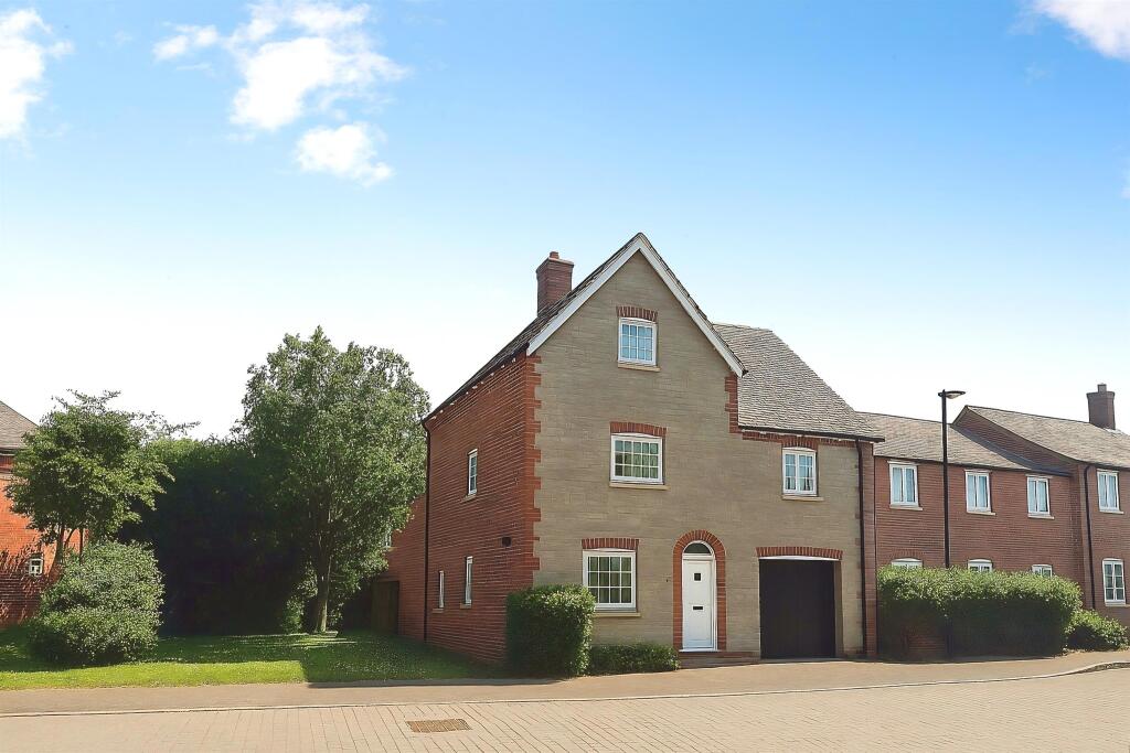Main image of property: Greenacre Way, Shaftesbury