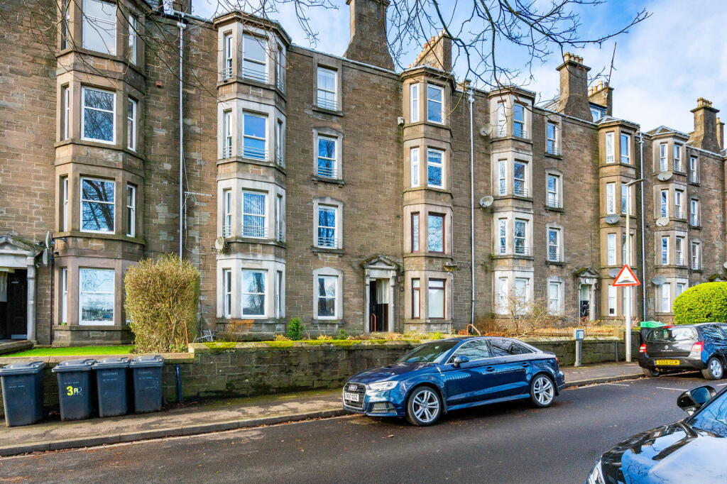 Main image of property: Baxter Park Terrace, Dundee, DD4 6NR