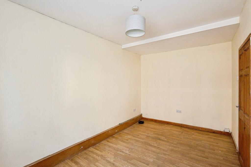 Apartment in Southsea, Milton - View 3