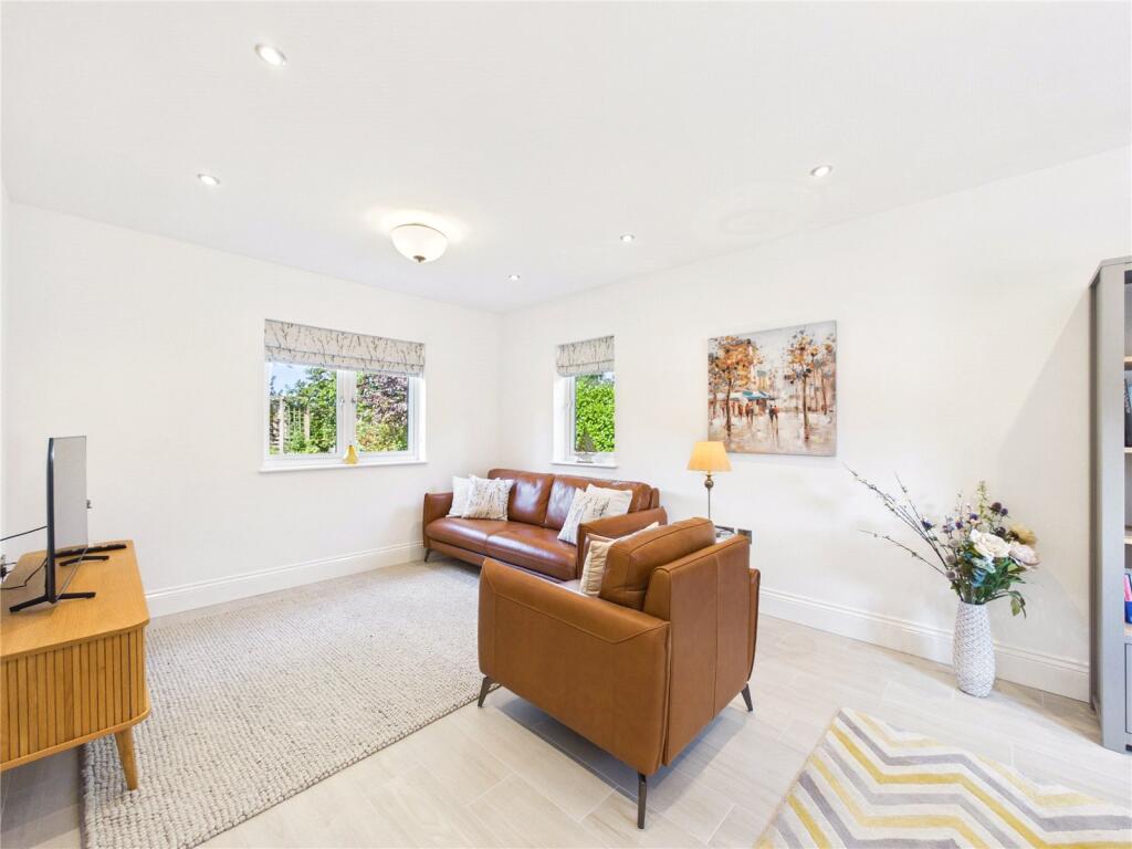 House in Malvern Hills, Hanley Castle - More