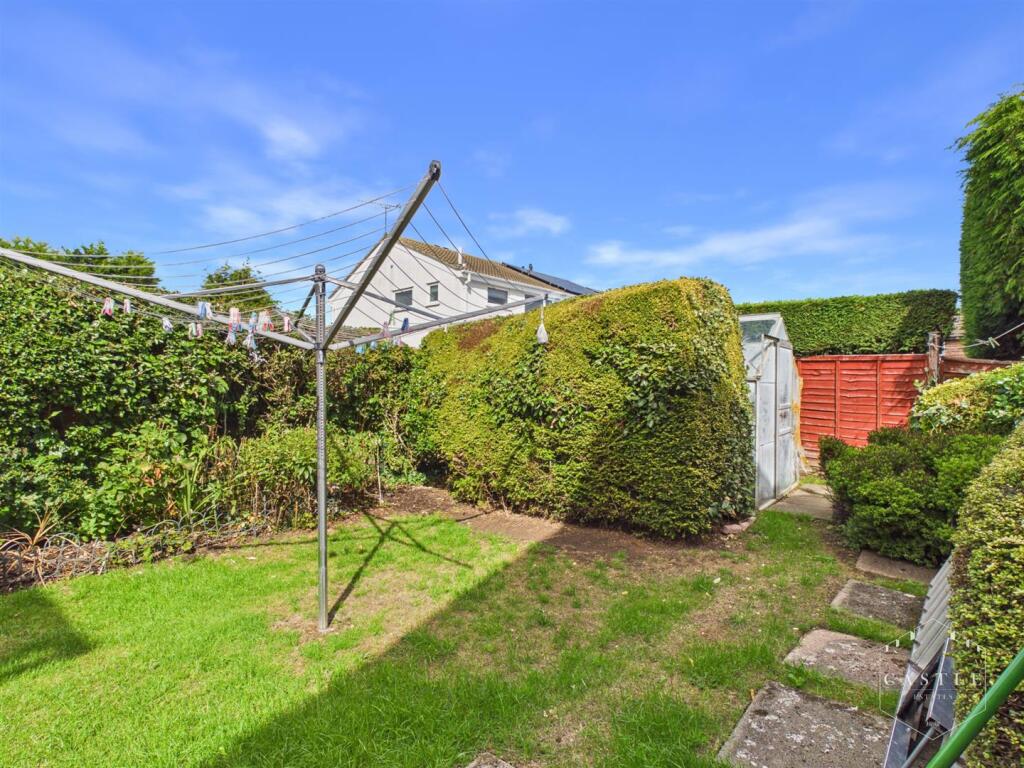House in Hinckley and Bosworth, Barwell - More