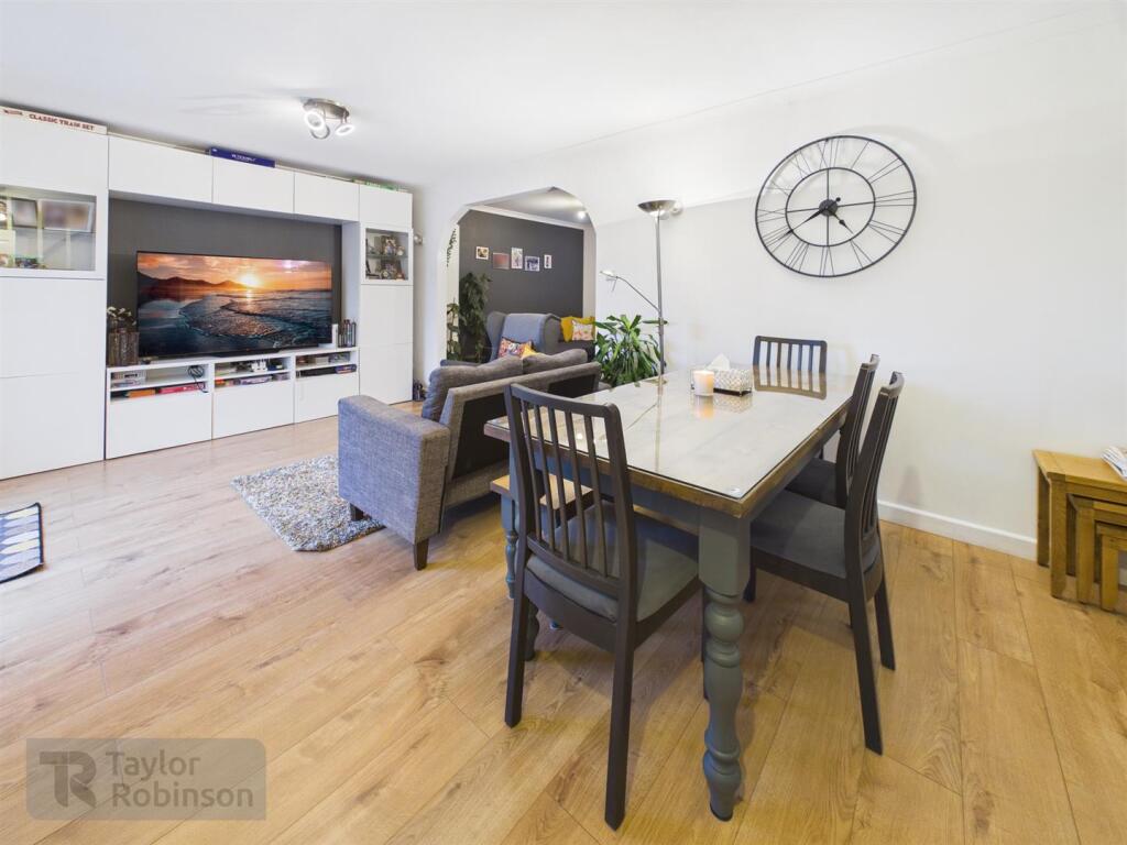 Downland Drive, Southgate, Crawley - View 5