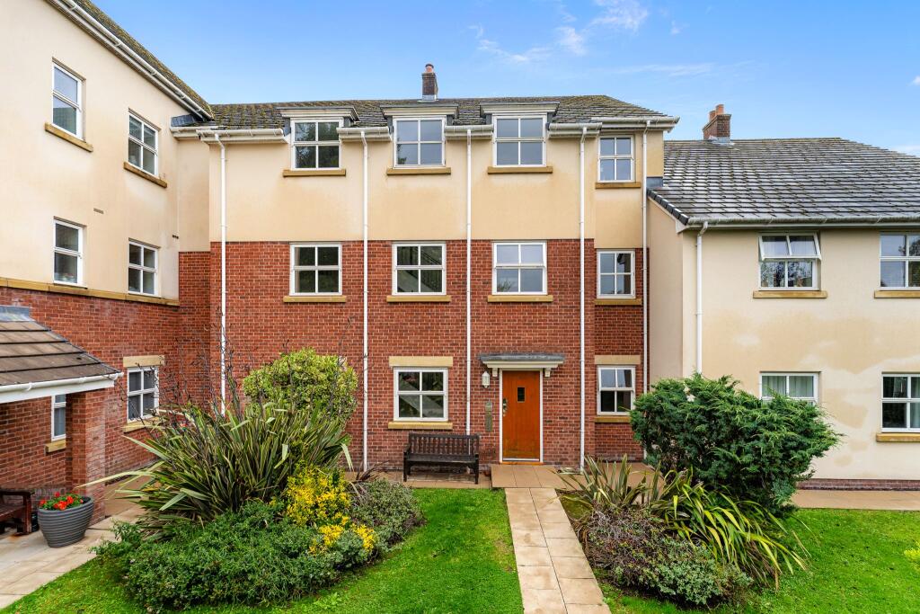 Apartment in Bolton - View 2