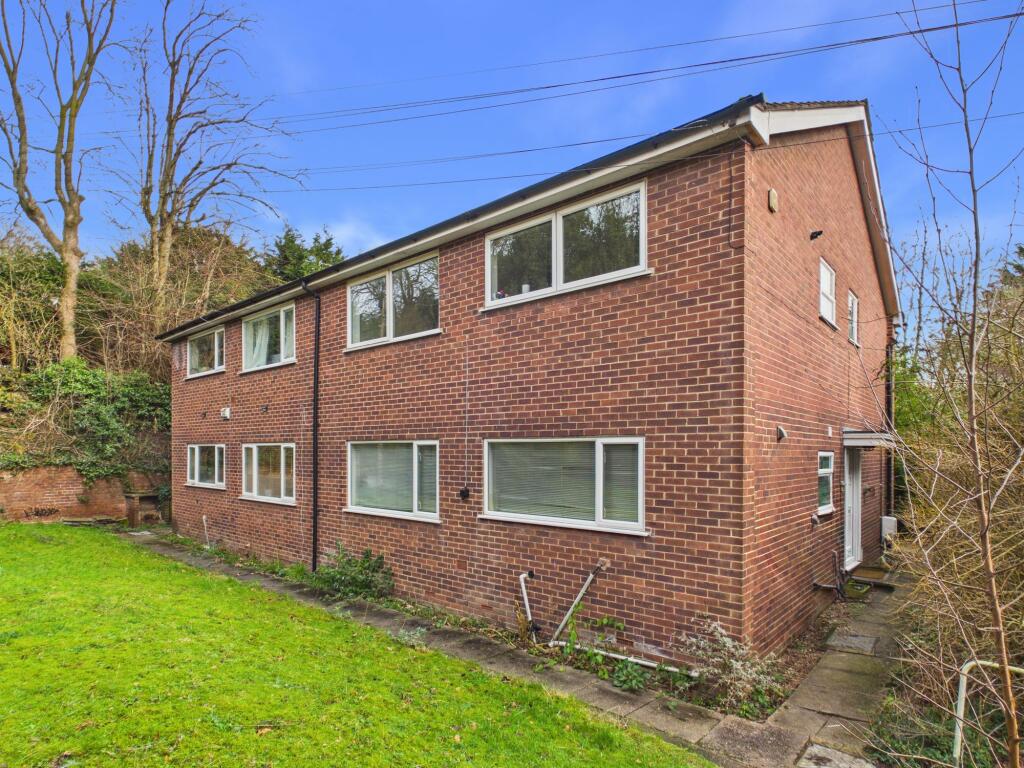 2-bed flat on Magdala Road, Mapperley Park, Nottingham, £125,000