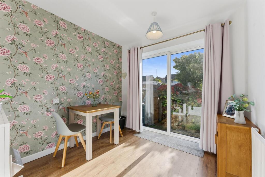 House in Northampton, Burton Latimer - View 5
