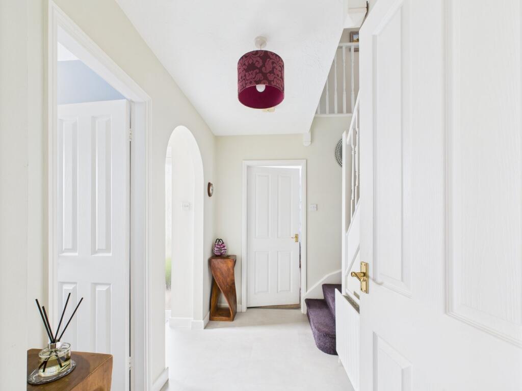 Bramble Close, Bilsthorpe, Newark, NG22 - View 2
