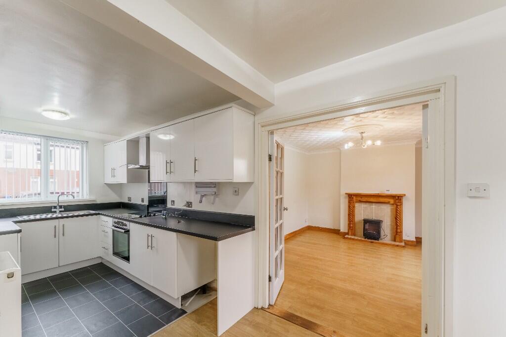 Park Crescent, Castleford, West Yorkshire, WF10 photo 4