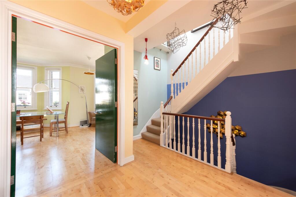 Crossfield Road, London, NW3 photo 4