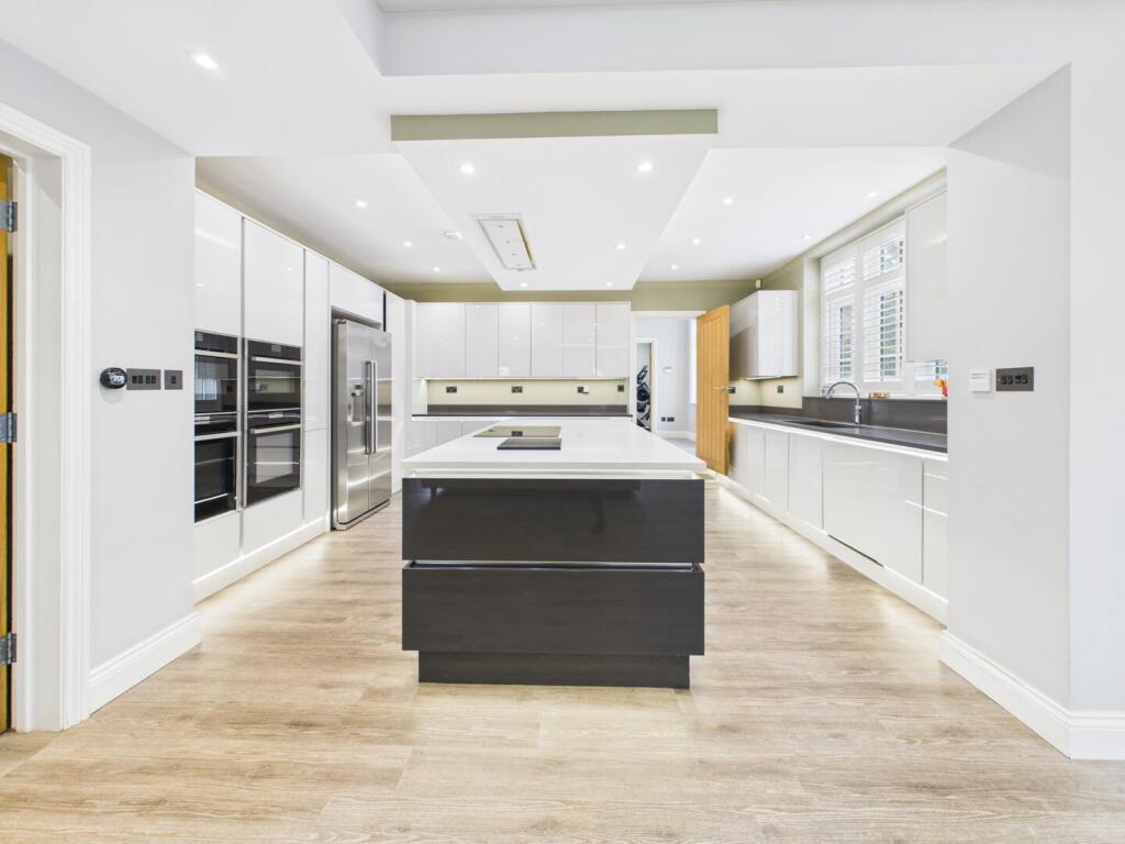 House in East Hertfordshire, Great Amwell - View 5