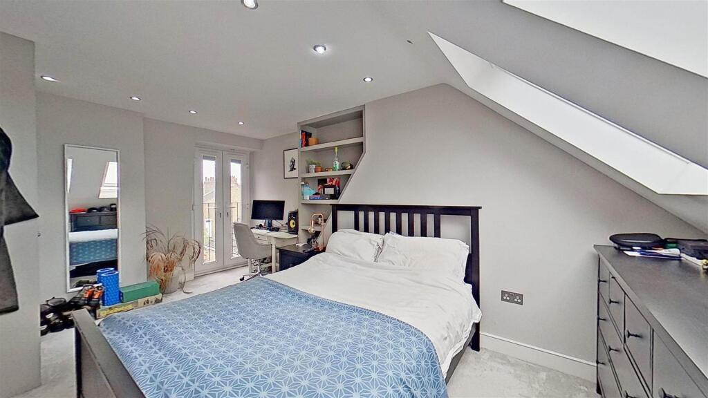 Tranmere Road, London - View 5