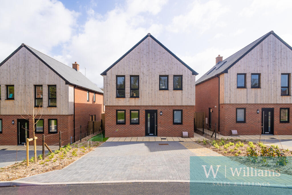Main image of property: 7 Chatterton Rise, Whitecroft Park,